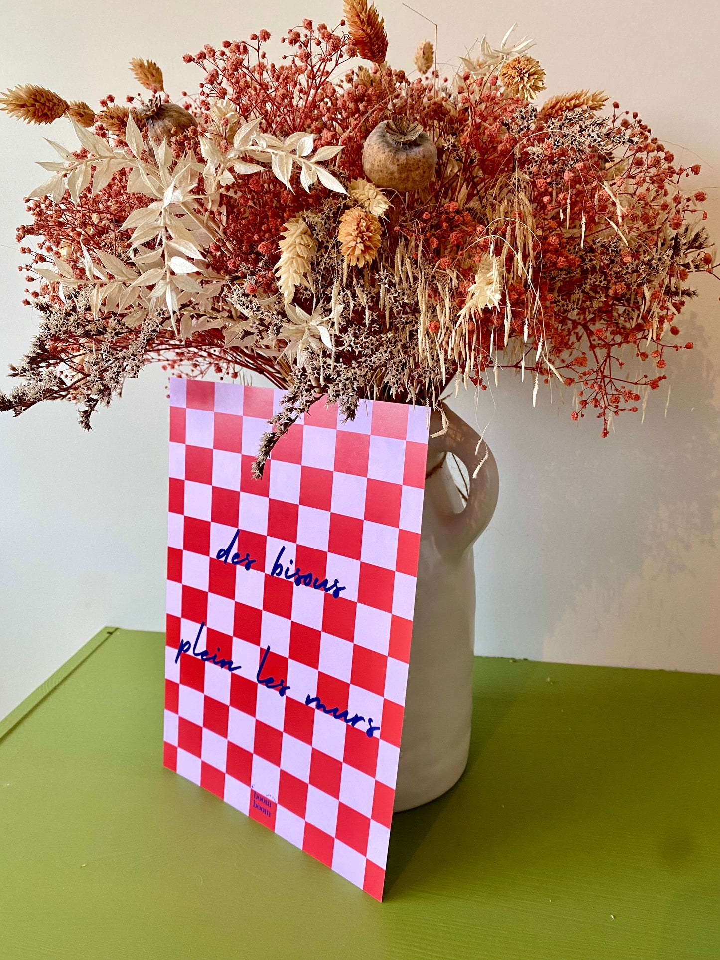 Des bisous plein les murs